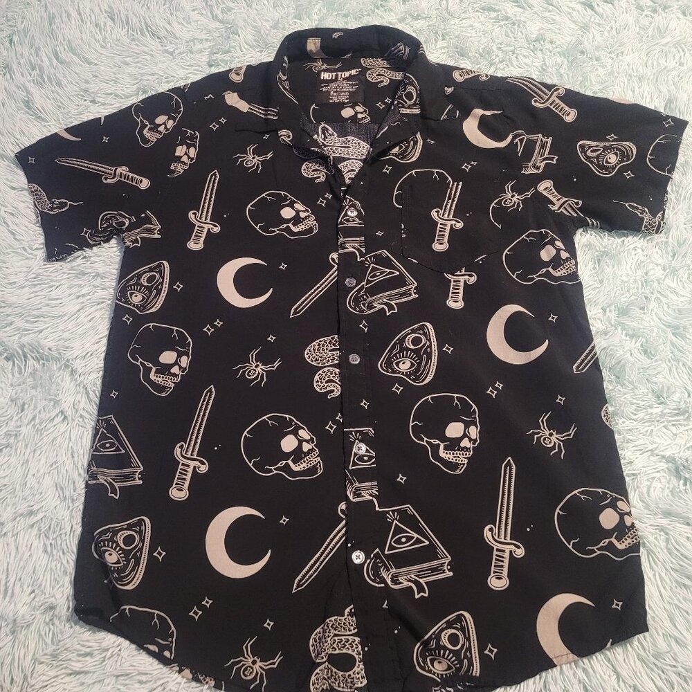 Hot Topic Occult Woven Button Up Shirt Short Sleeve Collared Black Gray Size M